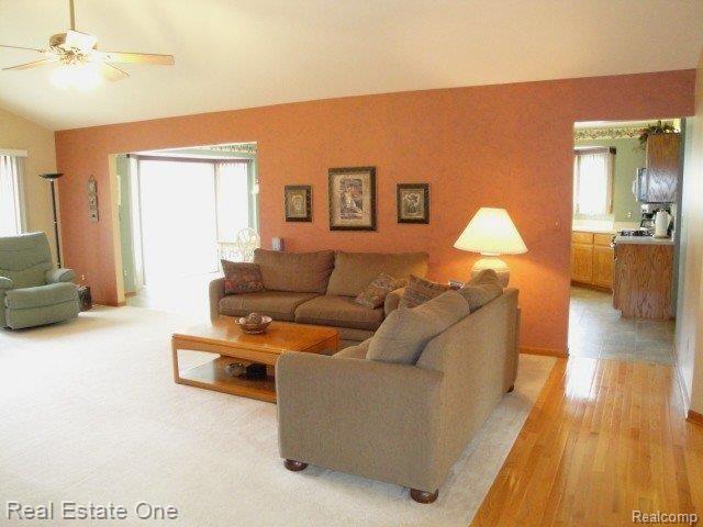 21305 Rome Drive Macomb, MI 48044 - Photo 6 of 25 21305 ROME (GRT RM TO KIT).JPG
