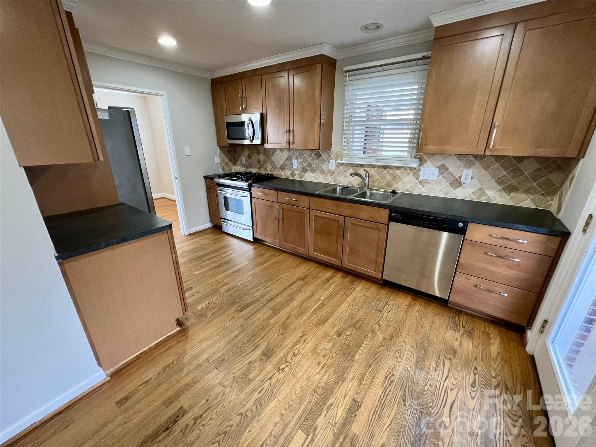 4334 Applegate Road Charlotte, NC 28209 - Photo 7 of 16