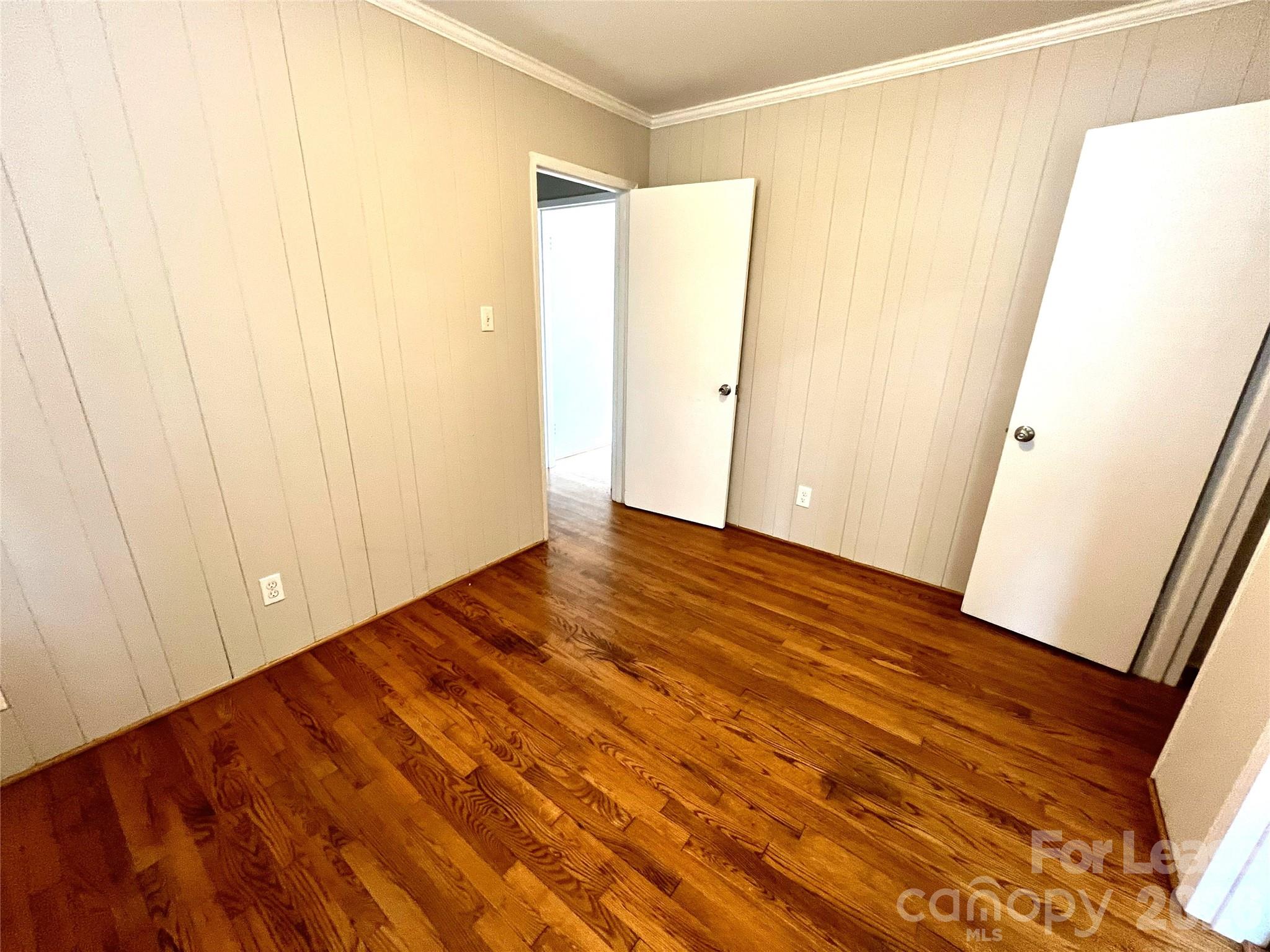 4334 Applegate Road Charlotte, NC 28209 - Photo 9 of 16