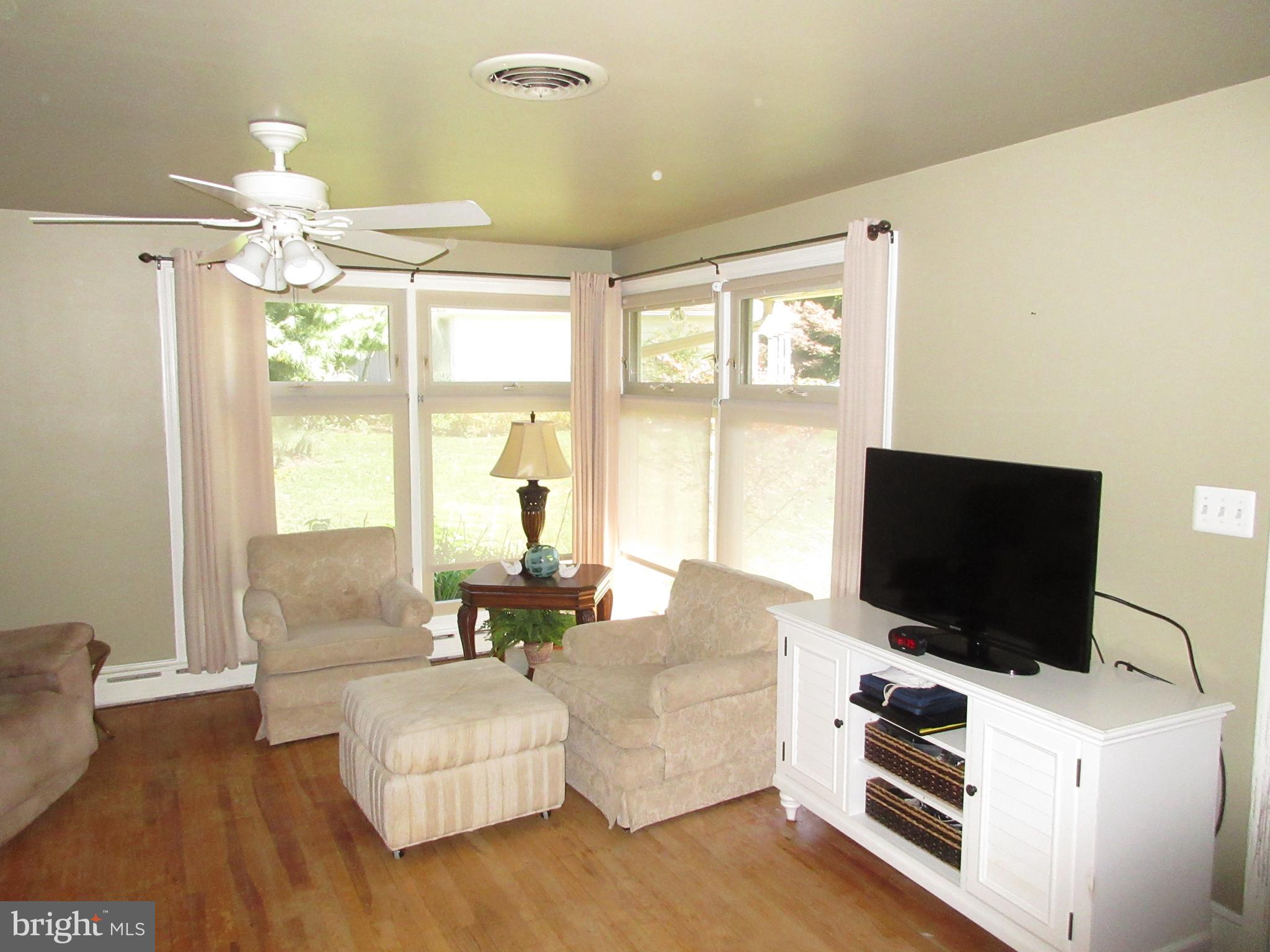 107 Circle Road Lancaster, PA 17601 - Photo 8 of 27 Gallery Image 8