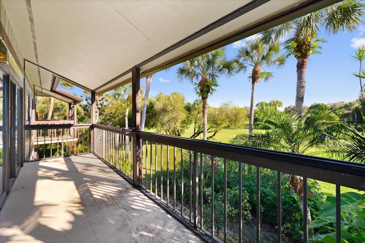 13334 Polo Club Road, Unit 304 Wellington, FL 33414 - Photo 23 of 26 19-DSC_1198
