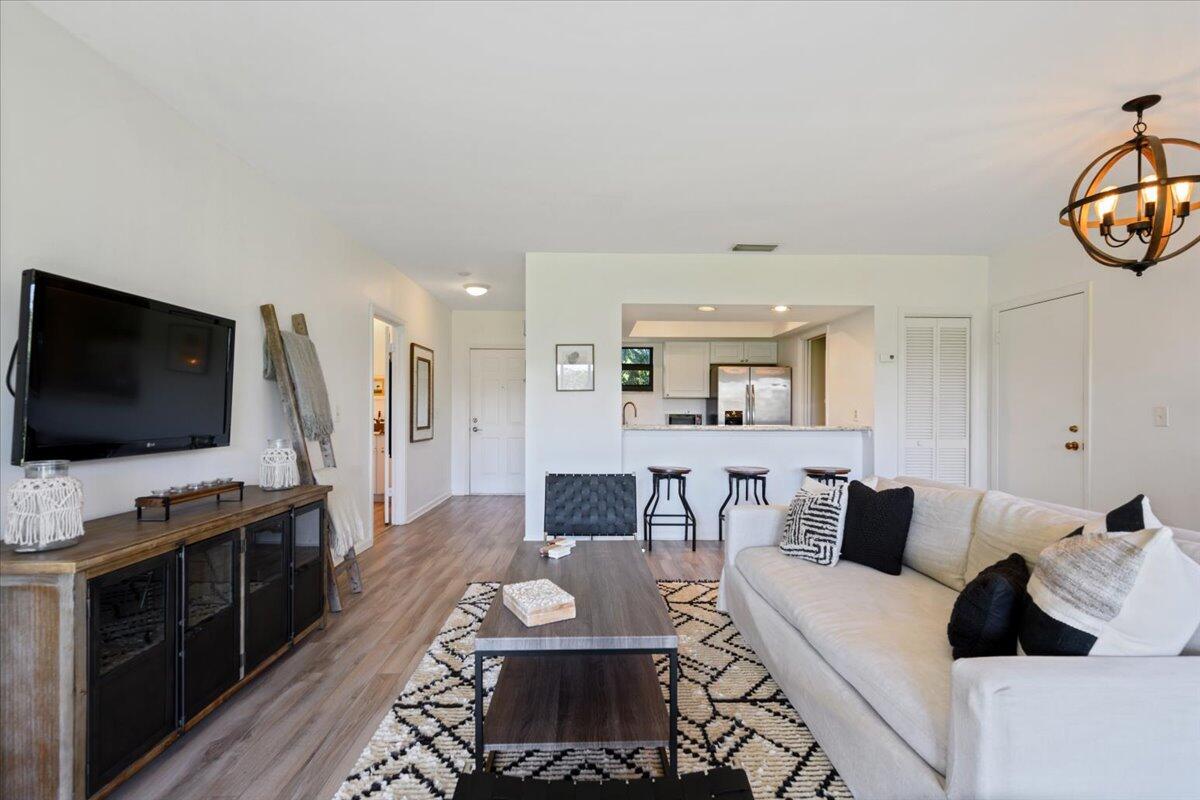 13334 Polo Club Road, Unit 304 Wellington, FL 33414 - Photo 3 of 26 05-DSC_1144