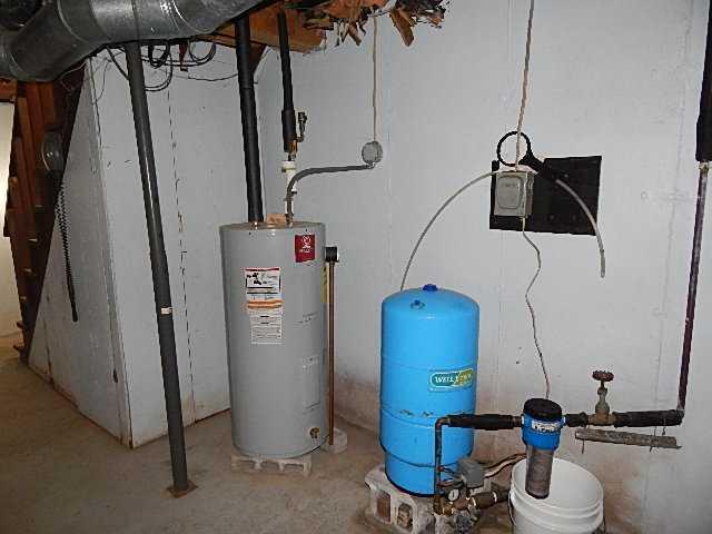 524 Silver Lake Road Bucksport, ME 04416 - Photo 21 of 33 Basement.