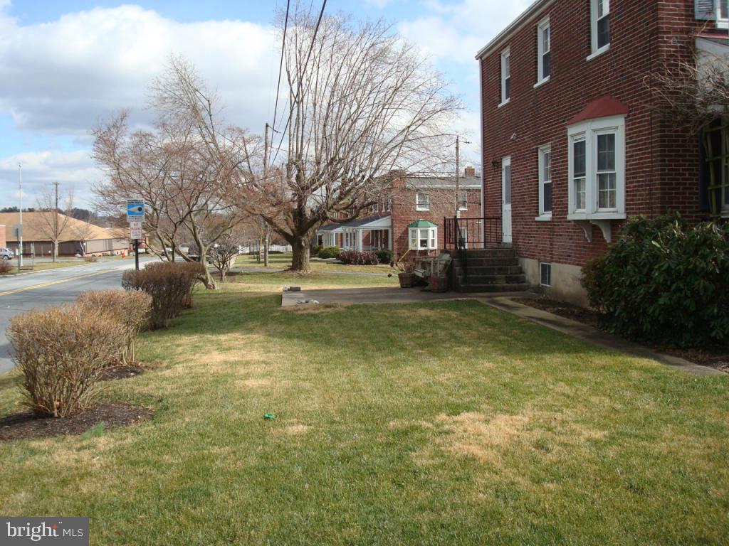155 Nassau Road Lancaster, PA 17602 - Photo 4 of 80 Gallery Image 4