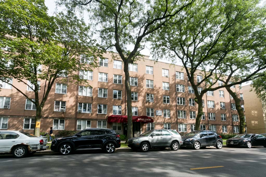 7333 North Ridge Boulevard, Unit 510 Chicago, IL 60645 - Photo 2 of 21 a view of a cars parked on the side of a street