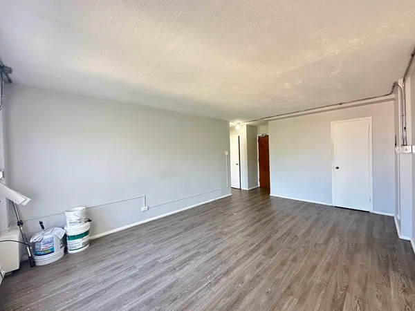 $1,395 | 7333 North Ridge Boulevard, Unit 510, Chicago, IL 60645