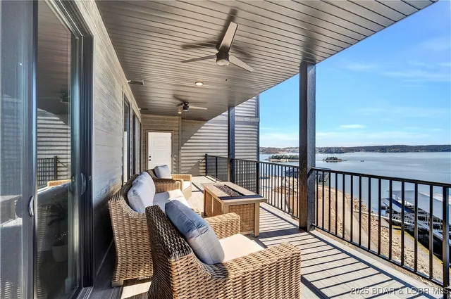 $835,000 | 182 Havens Place Drive, Unit 4H, Lake Ozark, MO 65049