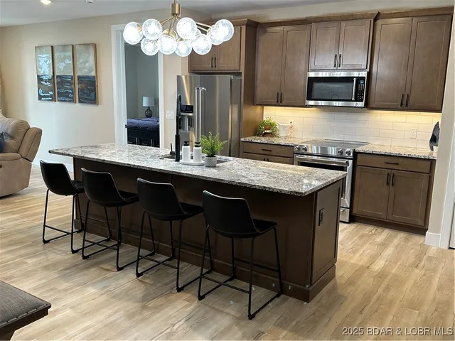 $835,000 | 182 Havens Place Drive, Unit 4H, Lake Ozark, MO 65049