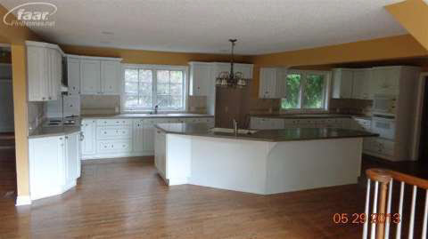 900 South Van Road Holly, MI 48442 - Photo 6 of 15 20360005-5.JPG