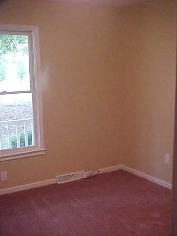 200 Berry Road, Unit ENOREE Greer, SC 29650 - Photo 8 of 9 Gallery Image 8