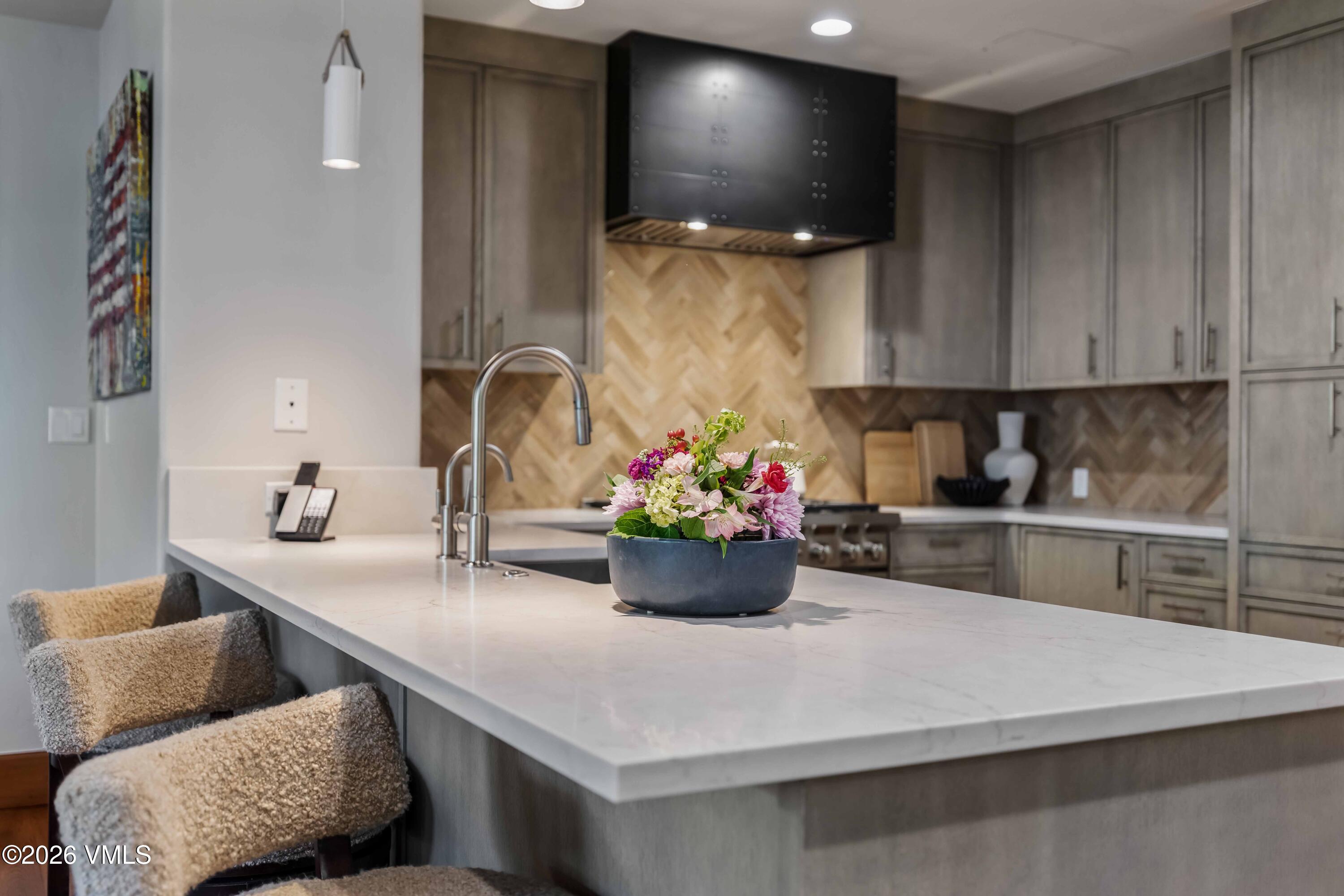 130 Daybreak Ridge Road, Unit R903 Avon, CO 81620 - Photo 5 of 39 Ritz 903. 09