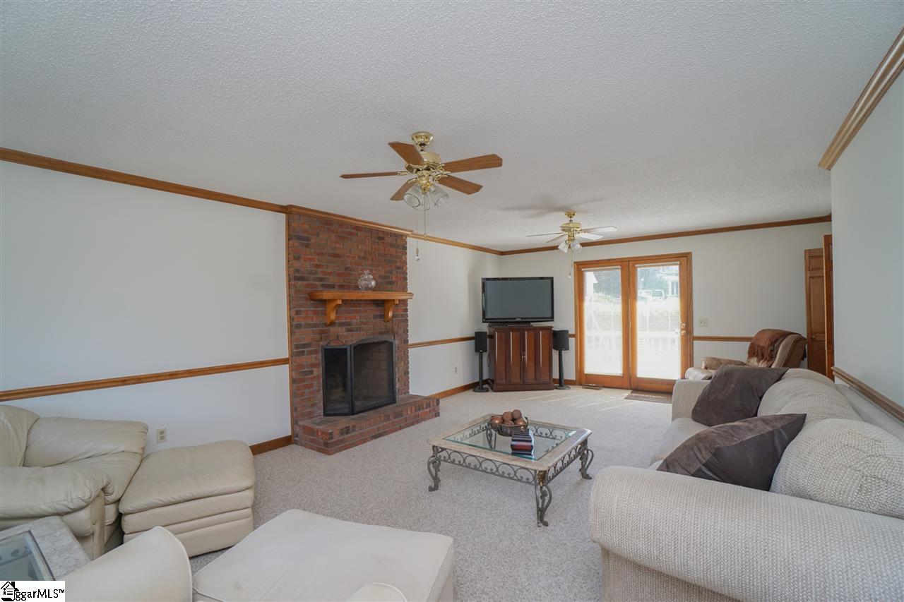 229 Cross Field Road Greenville, SC 29607 - Photo 11 of 36 Gallery Image 11