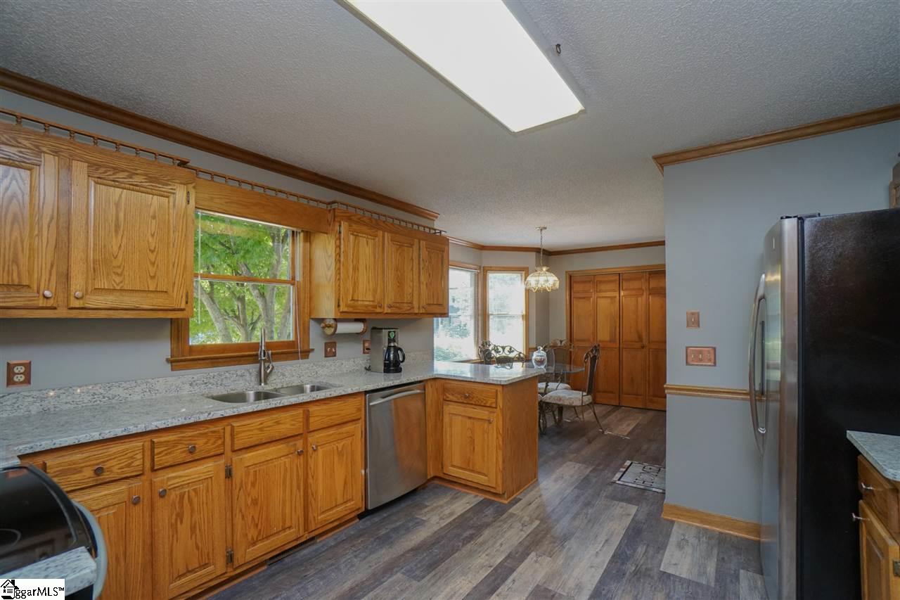 229 Cross Field Road Greenville, SC 29607 - Photo 15 of 36 Gallery Image 15