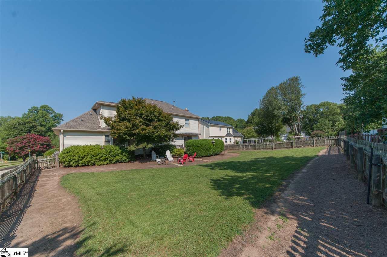 229 Cross Field Road Greenville, SC 29607 - Photo 34 of 36 Gallery Image 34