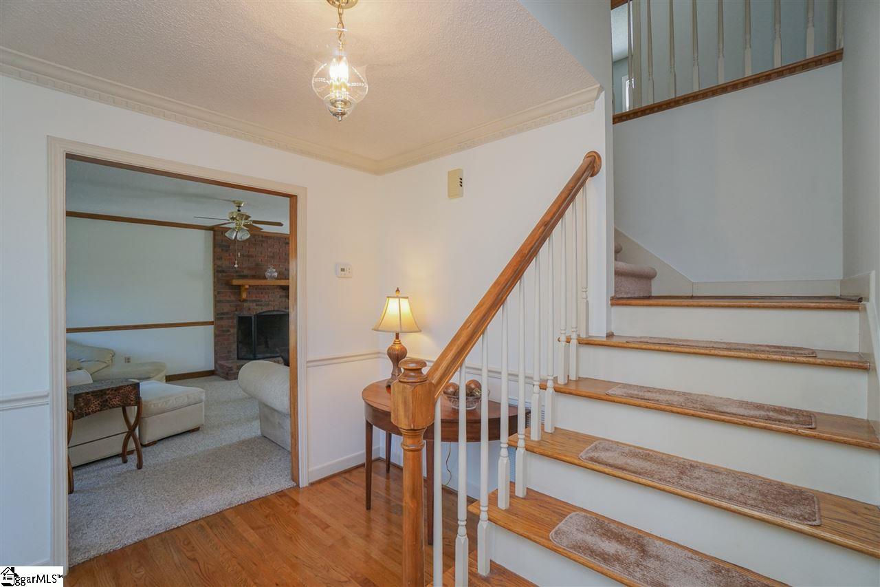 229 Cross Field Road Greenville, SC 29607 - Photo 7 of 36 Gallery Image 7