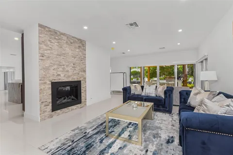 $5,350,000 | 615 3rd Key Drive, Fort Lauderdale, FL 33304