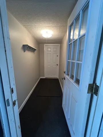 $1,800 | 126 Lowell Street, Unit UR, Peabody, MA 01960