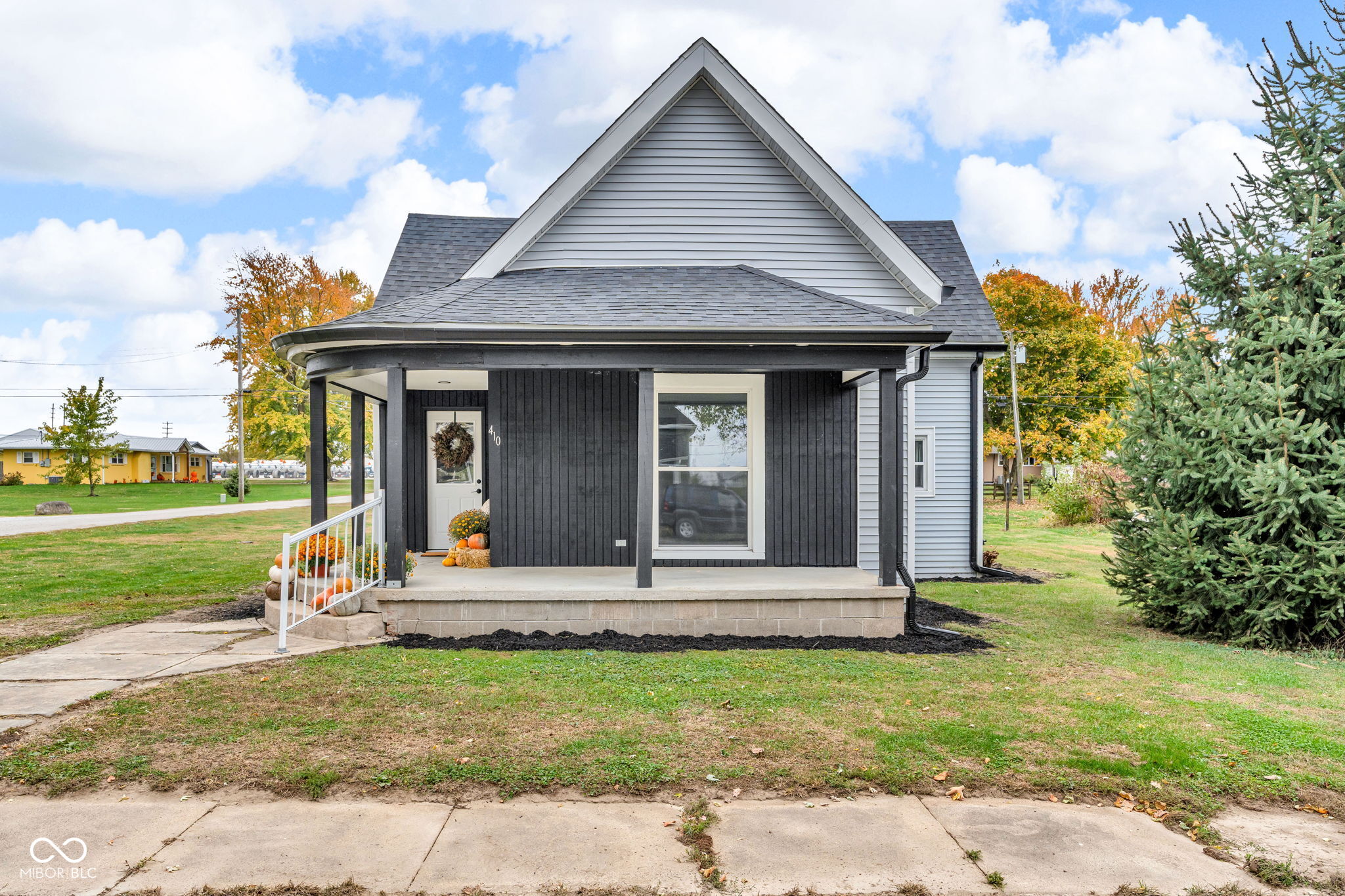 410 2nd Street Russellville, IN 46175 - Photo 3 of 47