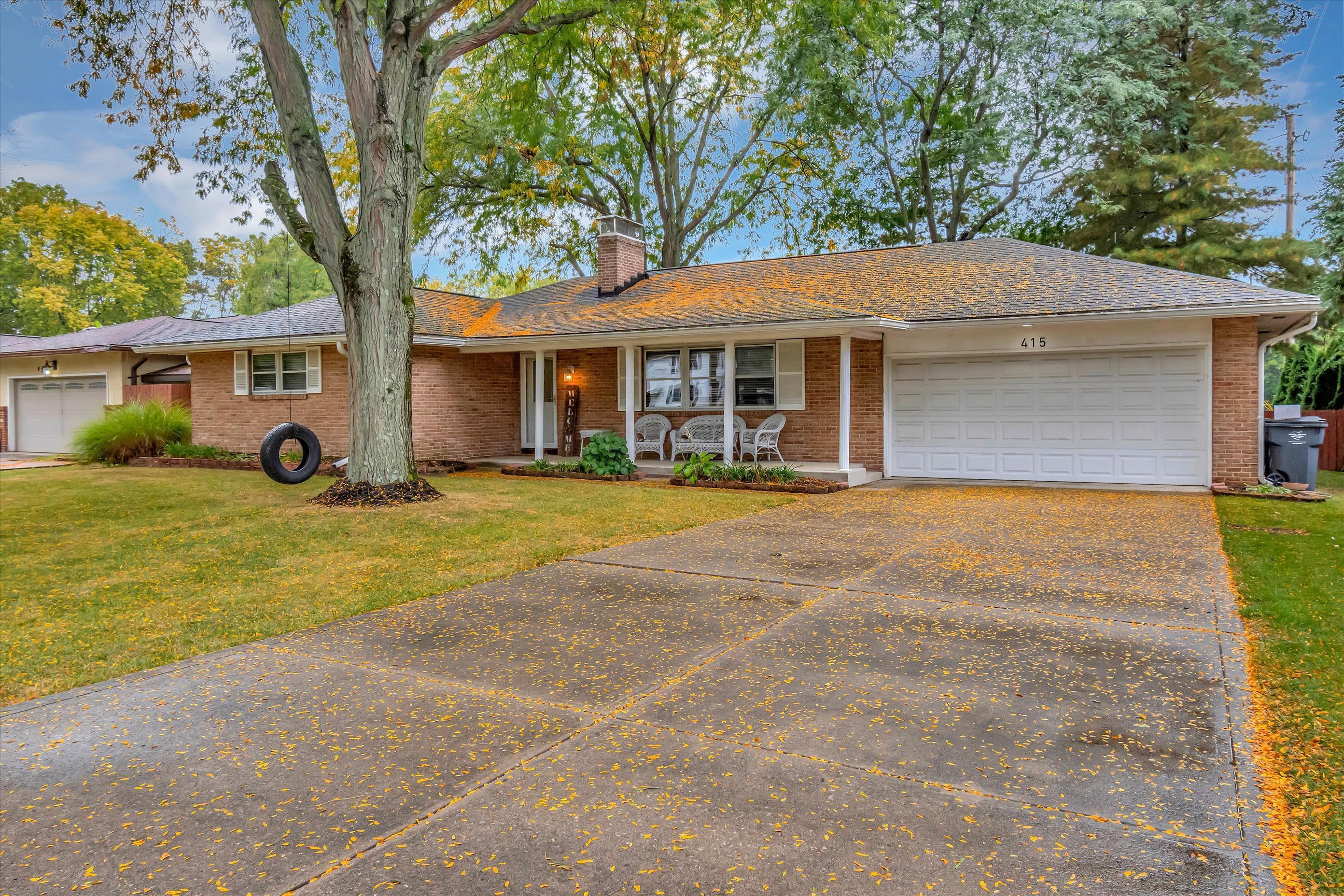 415 James Road Columbus, OH 43230 - Photo 2 of 36 F8_415JamesRd_02