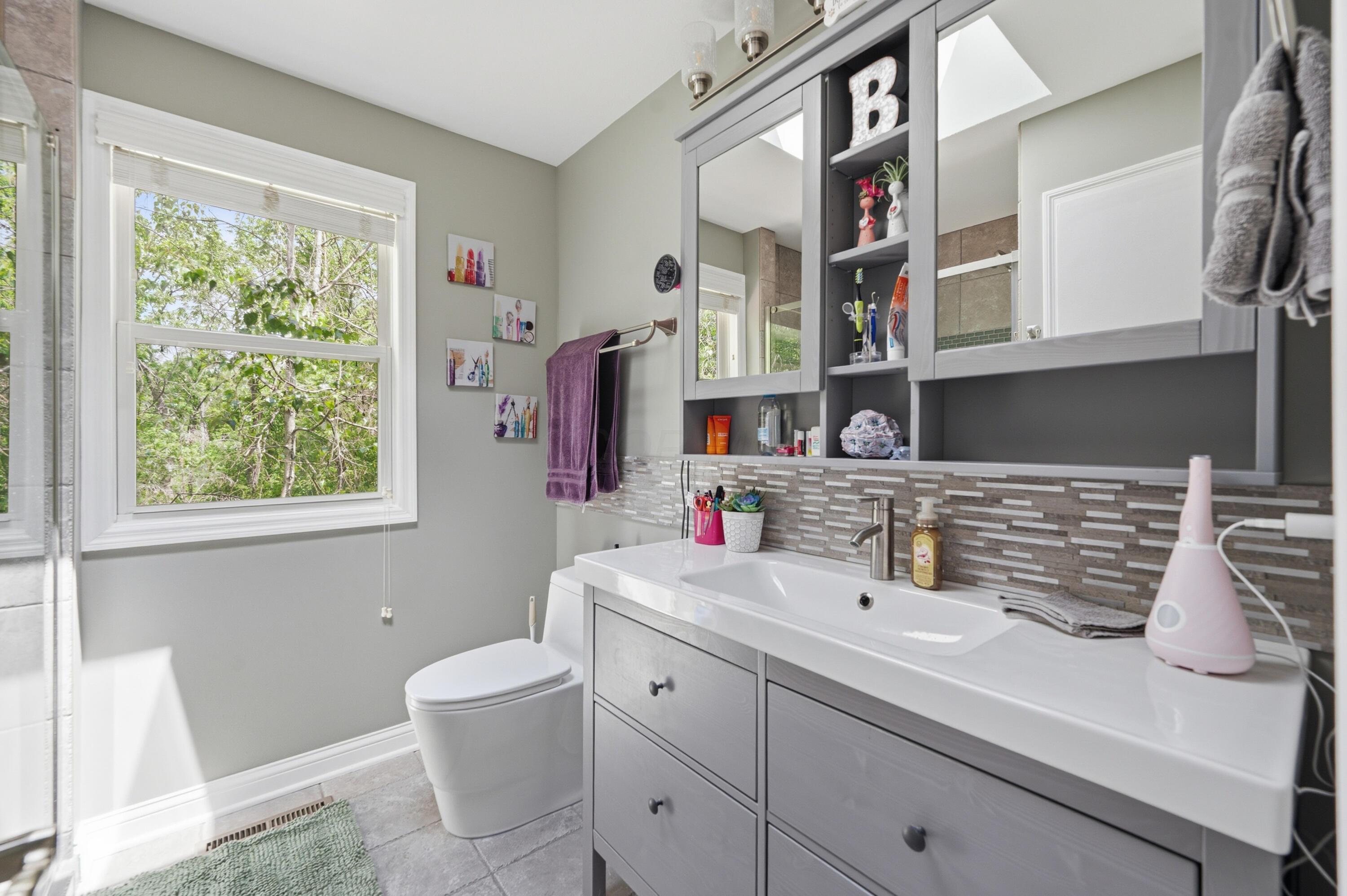 11557 Palmer Road Mount Perry, OH 43760 - Photo 30 of 68 Master Bath
