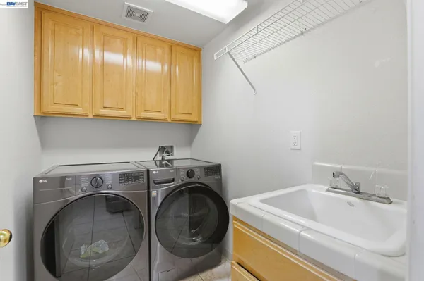 $1,325,000 | 9740 Linnet Court, Gilroy, CA 95020