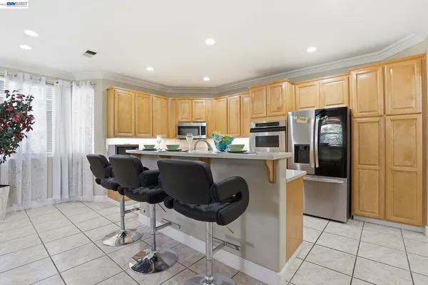 $1,325,000 | 9740 Linnet Court, Gilroy, CA 95020