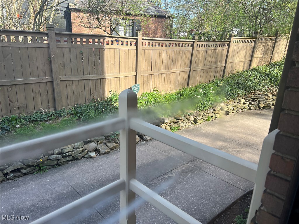 16400 Glynn Road Cleveland, OH 44112 - Photo 25 of 39 View from side entrance