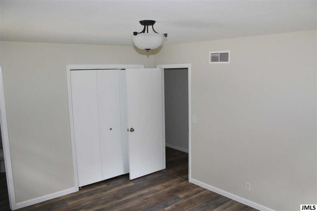 2851 Noon Road Jackson, MI 49201 - Photo 12 of 25 Photo 12