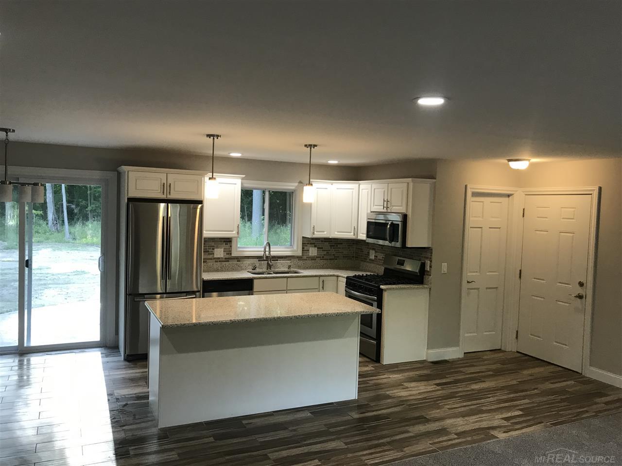74955 Omo Road Armada, MI 48005 - Photo 5 of 19 31398157-4.JPG