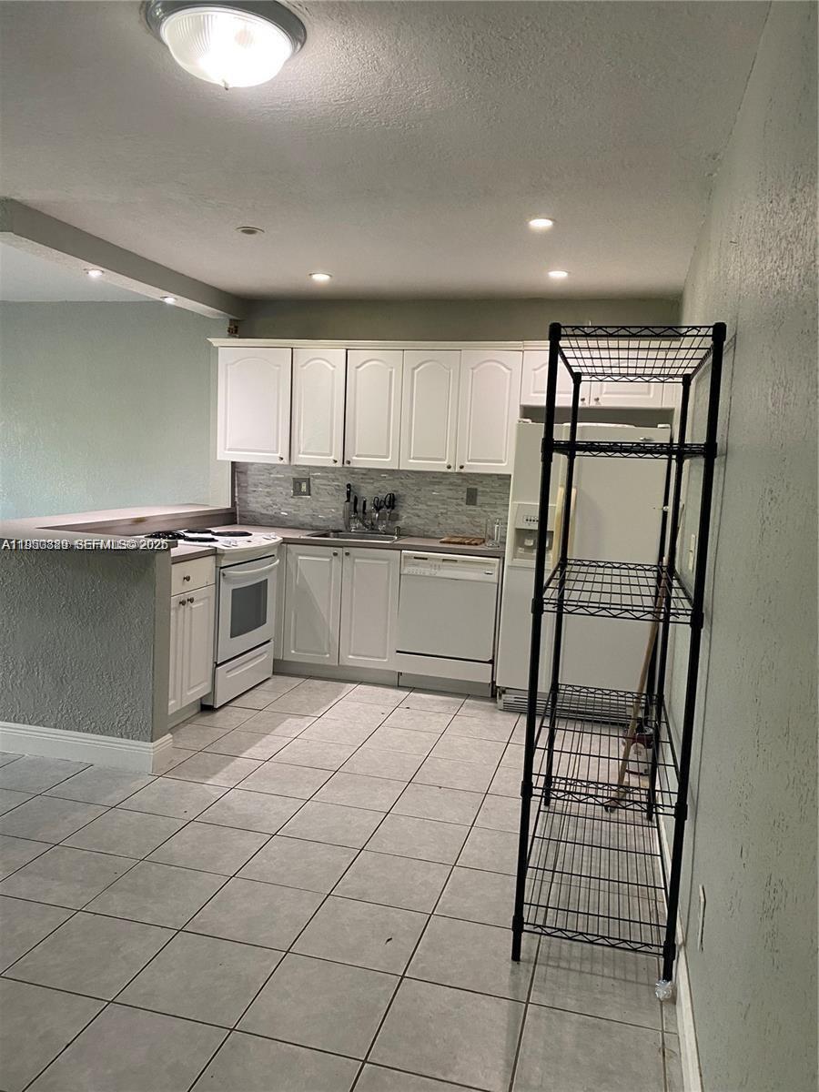 7477 Southwest 82nd Street, Unit C309 Miami, FL 33143 - Photo 11 of 21