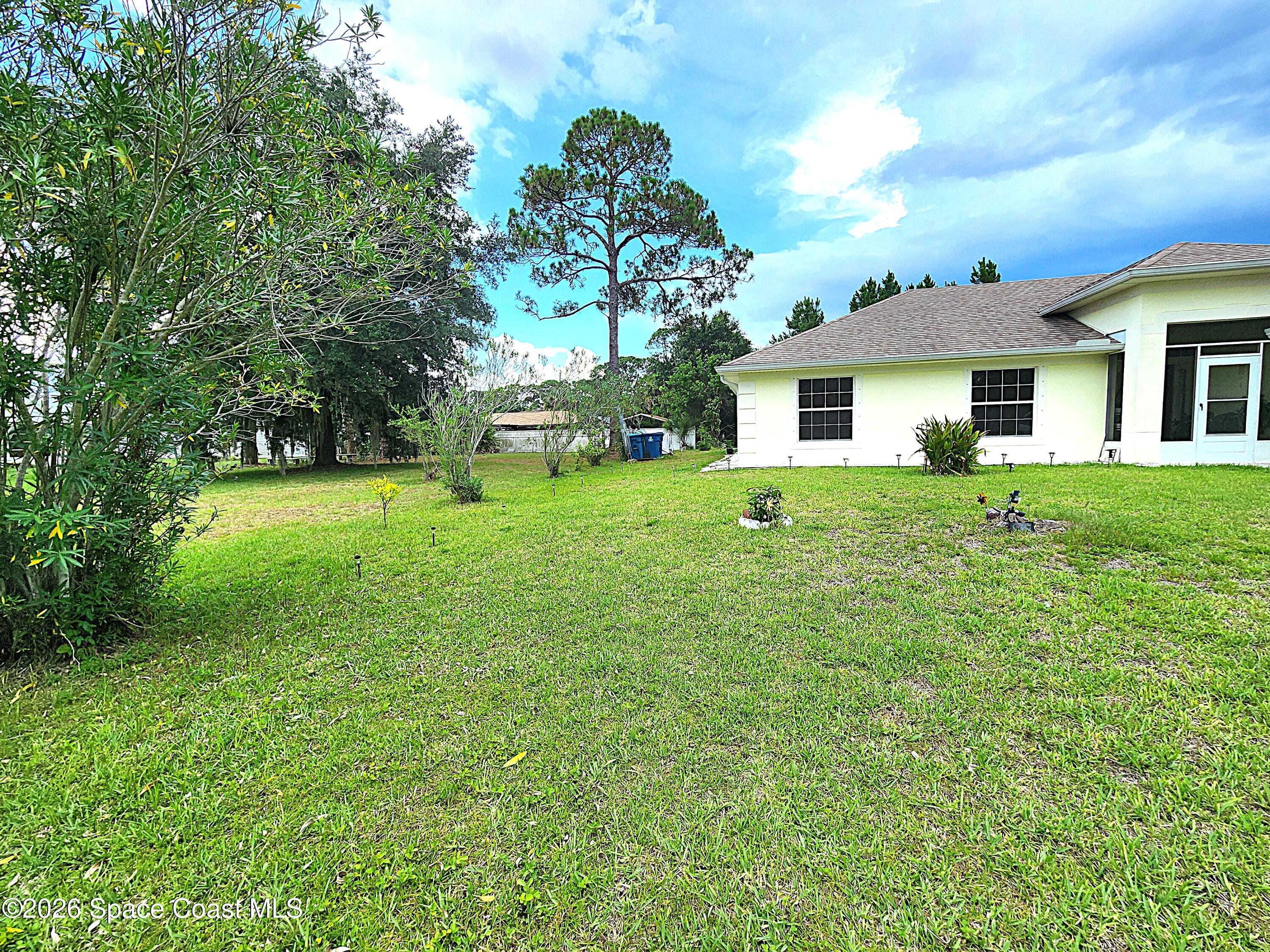 622 Weaver Road Southwest Palm Bay, FL 32908 - Photo 3 of 33 20260619_162725