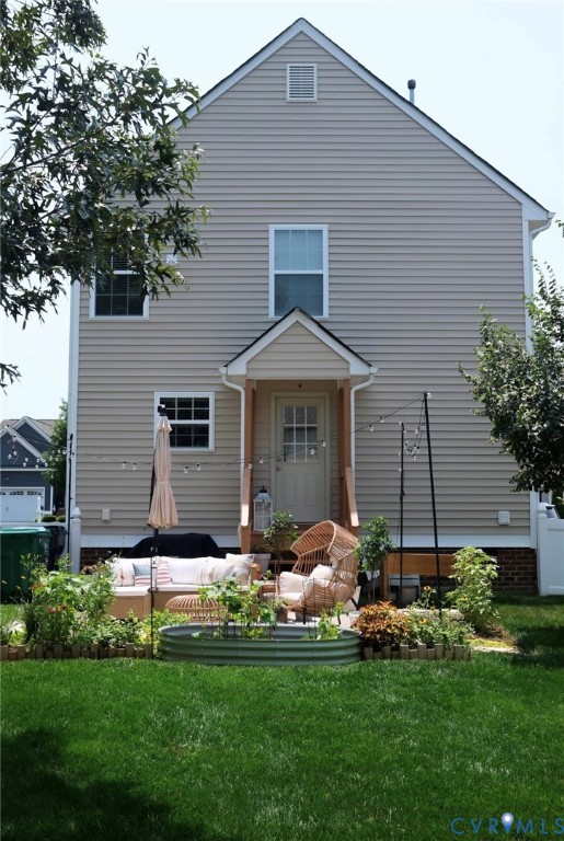 11210 Hill Ridge Court Ashland, VA 23005 - Photo 2 of 7 Expansive backyard featuring a manicured lawn, a r