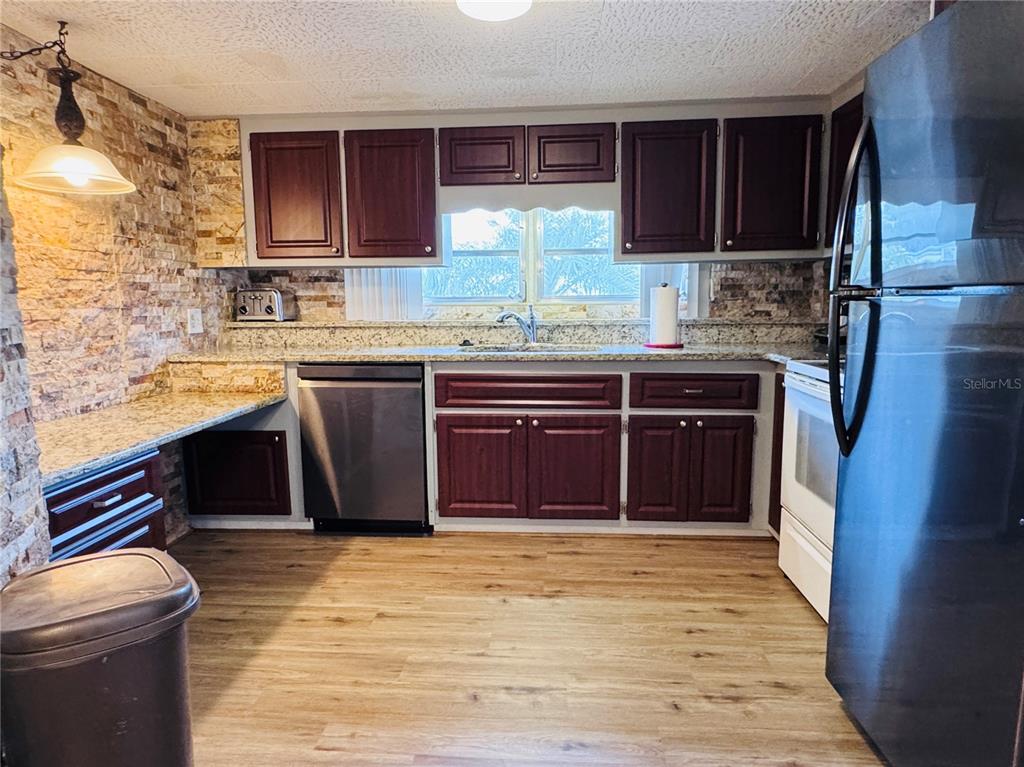 2331 Belleair Road, Unit 715 Clearwater, FL 33764 - Photo 6 of 43