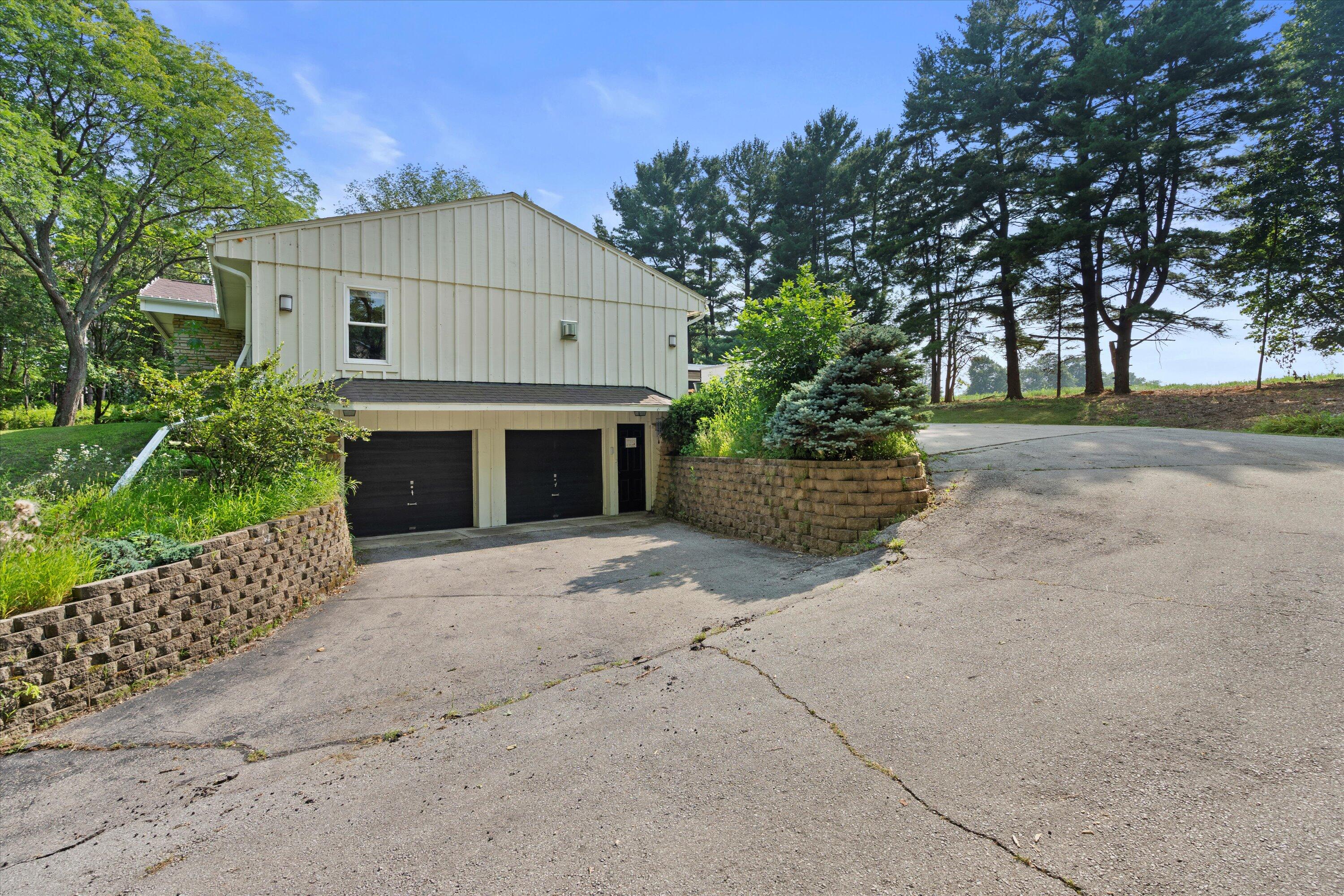 331 Plat Road Richfield, WI 53017 - Photo 4 of 31 45-DSC01581