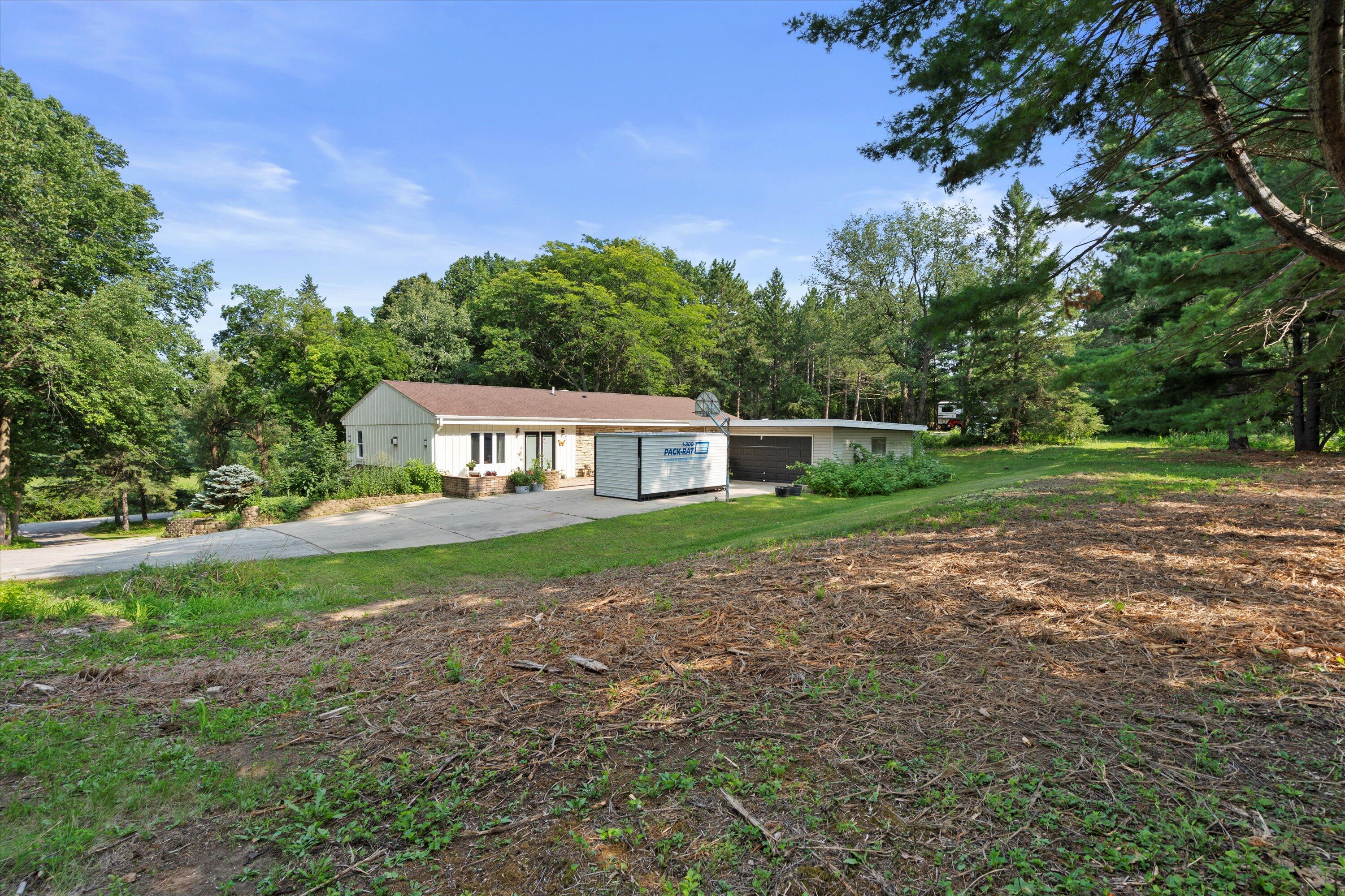 331 Plat Road Richfield, WI 53017 - Photo 5 of 31 44-DSC01578