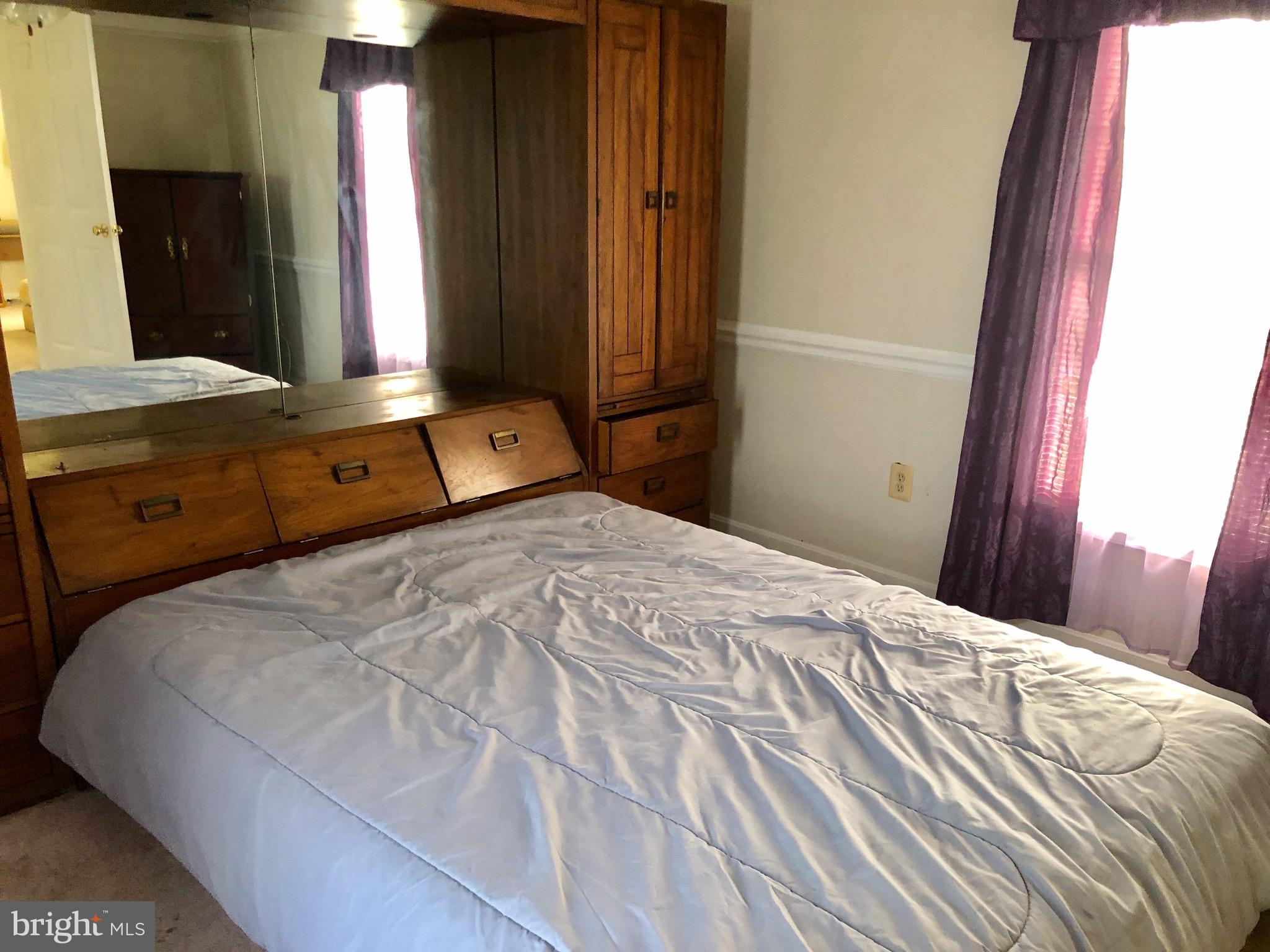 871 Bayard Road Lothian, MD 20711 - Photo 12 of 17 2nd Bedroom