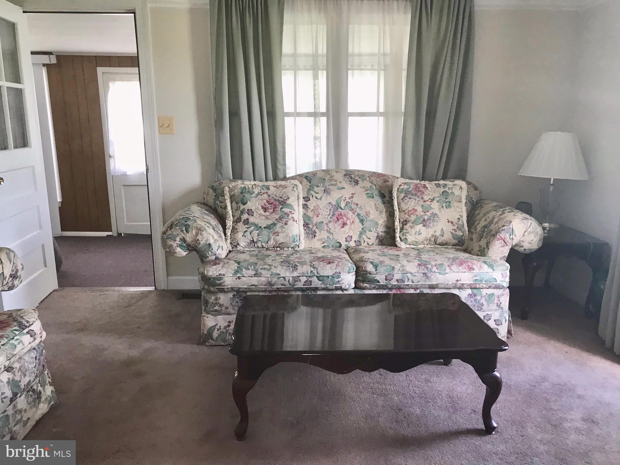 871 Bayard Road Lothian, MD 20711 - Photo 13 of 17 Living Room
