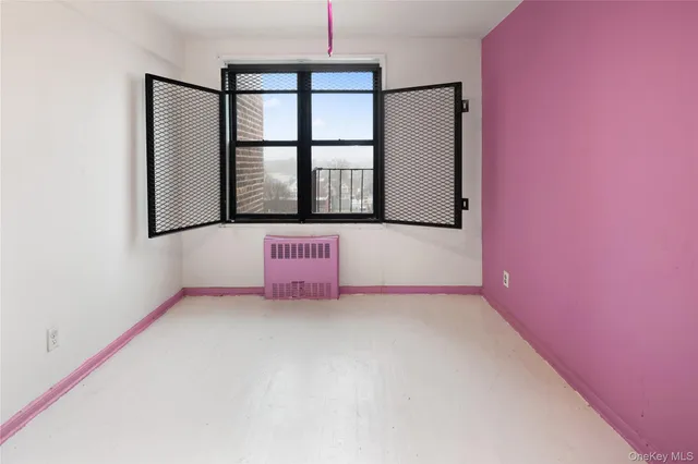 $275,000 | 38-15 149th Street, Unit 6M | Murray Hill - Flushing