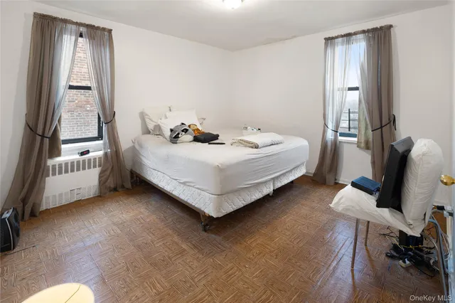 $275,000 | 38-15 149th Street, Unit 6M | Murray Hill - Flushing