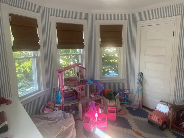 $25,000 | 27 Mann Avenue, Newport, RI 02840