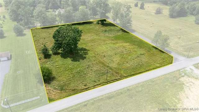 $54,900 | 2672 South Lake Road South, Scottsburg, IN 47170