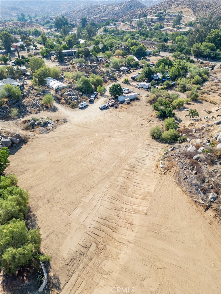 27140 Wilkinson Street Perris, CA 92570 - Photo 4 of 14