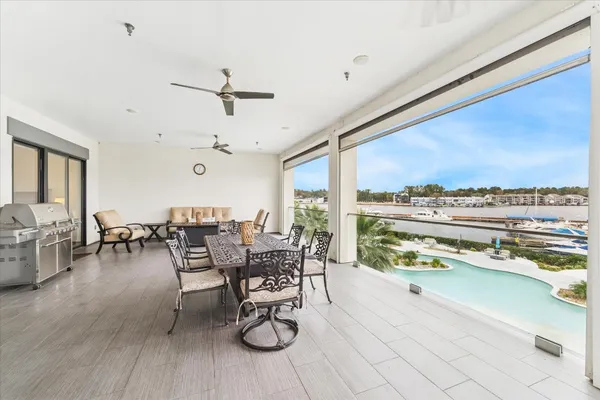 $1,100,000 | 199 Waterpoint Court, Unit 214, Conroe, TX 77356