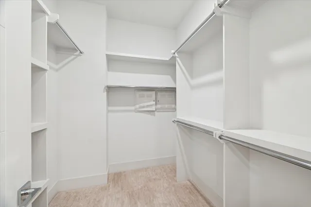 $1,100,000 | 199 Waterpoint Court, Unit 214, Conroe, TX 77304