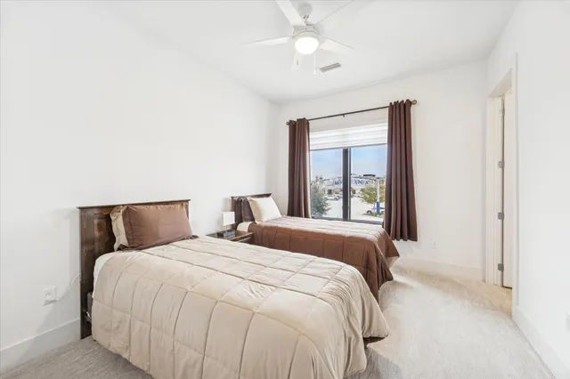 $1,100,000 | 199 Waterpoint Court, Unit 214, Conroe, TX 77304