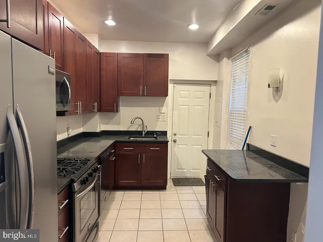 $1,750 | 124 West Hamburg Street, Baltimore, MD 21230