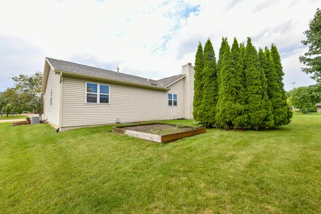 $378,500 | 3200 Stephan Road, Caledonia, WI 53402