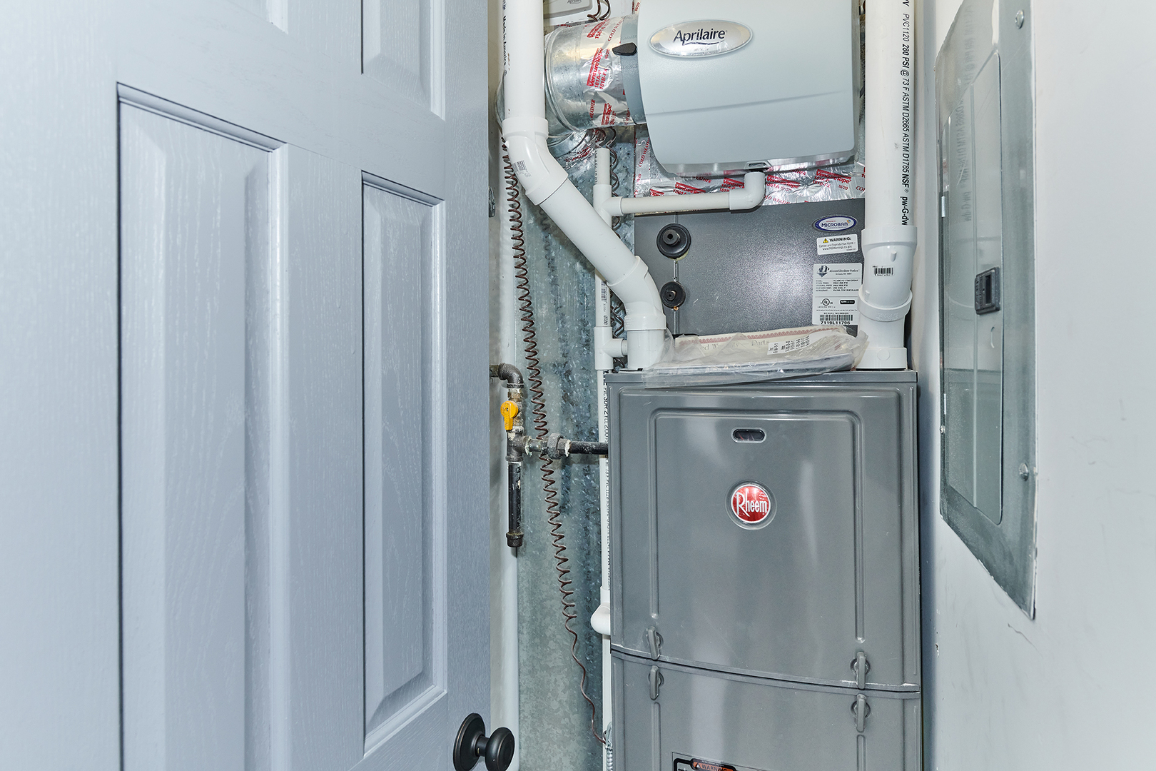 5709 West Seminole Street, Unit 1 Chicago, IL 60646 - Photo 11 of 15