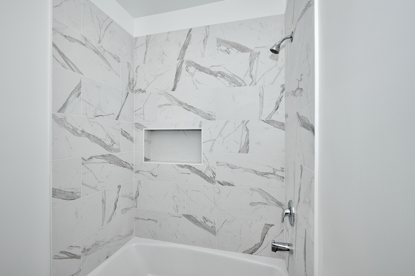 5709 West Seminole Street, Unit 1 Chicago, IL 60646 - Photo 10 of 15