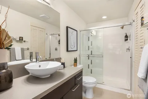 $755,000 | 1848 Northeast Kenyon Court, Issaquah, WA 98029